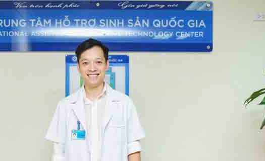 BS Việt Quang hạnh phúc khi giúp hàng nghìn gia đình thực hiện ước mơ làm cha, làm mẹ